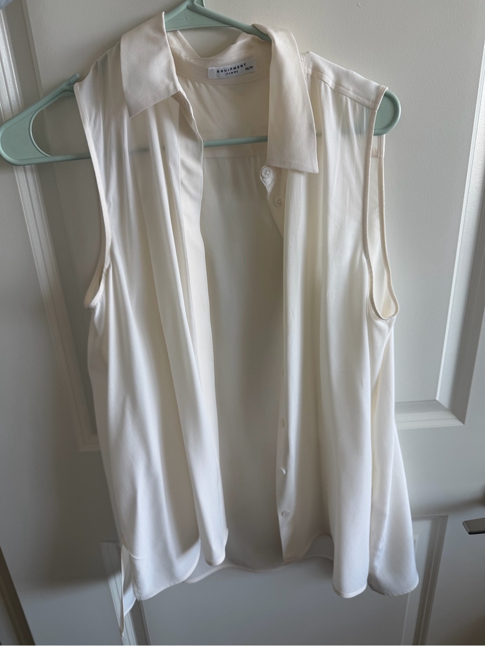 Equipment Ivory Sleeveless Silk Button-Down Shirt
